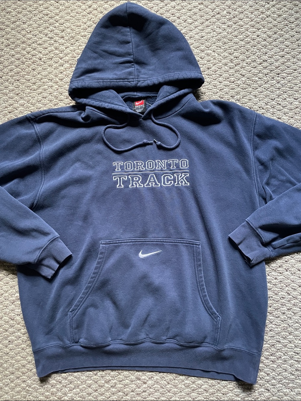Vintage Nike U of T track and field hoodie